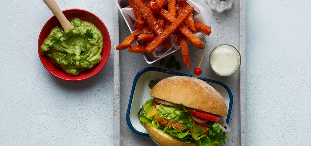 Cheddar Jalapeño Chicken Burger