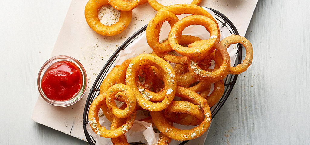 Beer Batter Onion Rings with Jalapeno Chili Salt